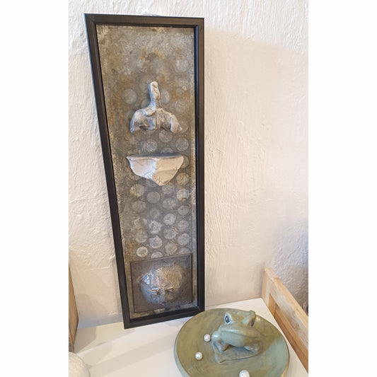 Half and half keramik relief.