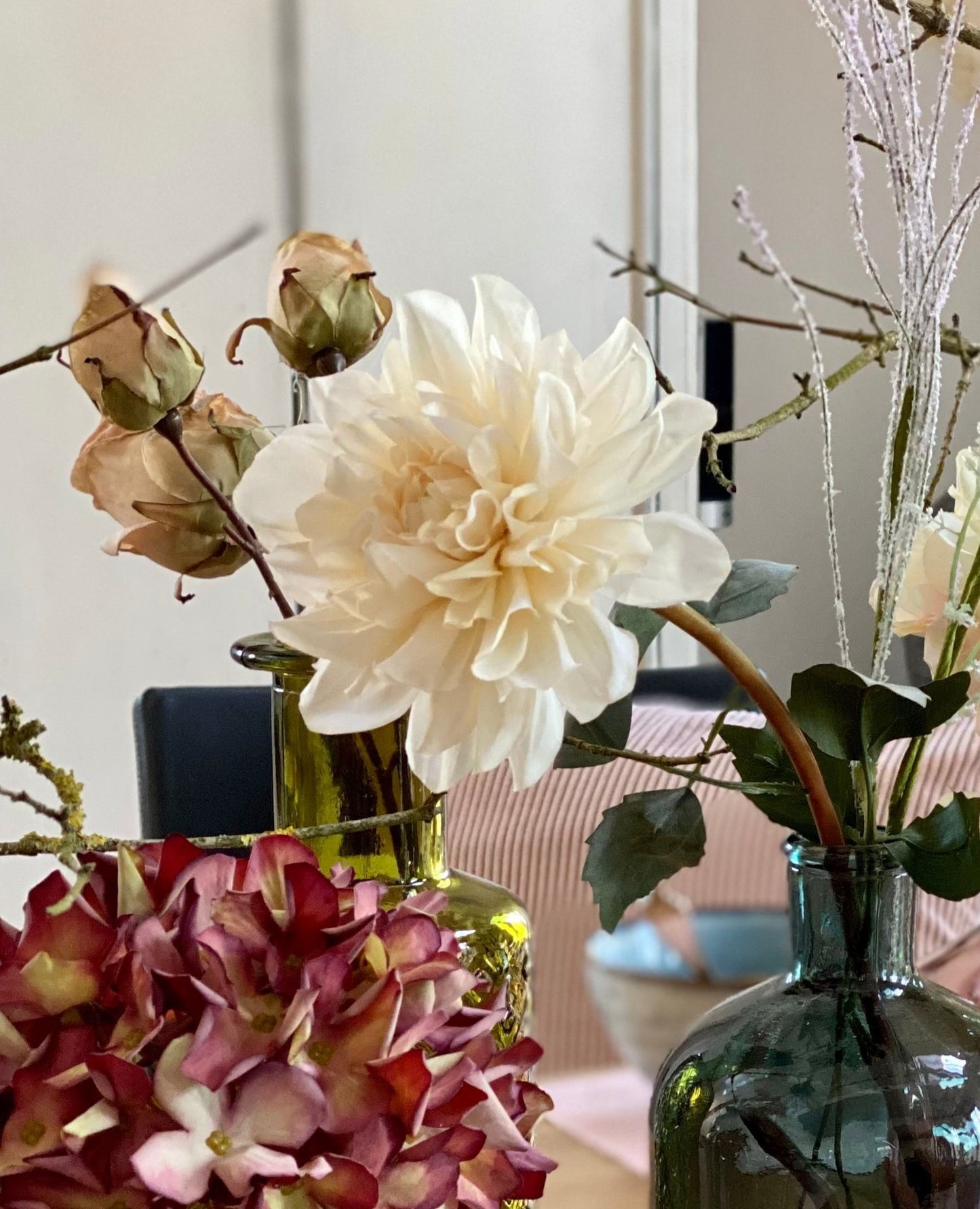 Dahlia stilk, creme silkeblomst