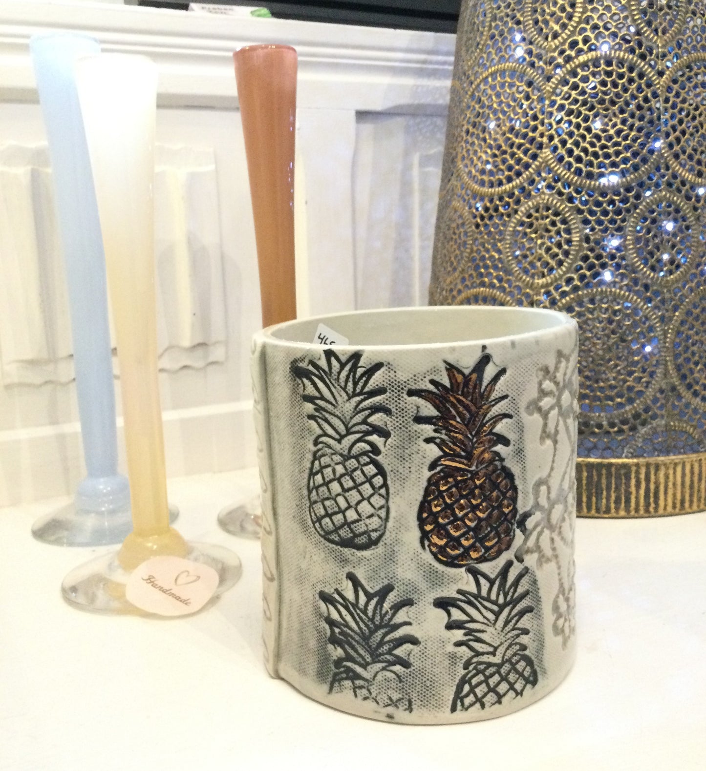 Sort/hvid vase fra Inge Frederiksen