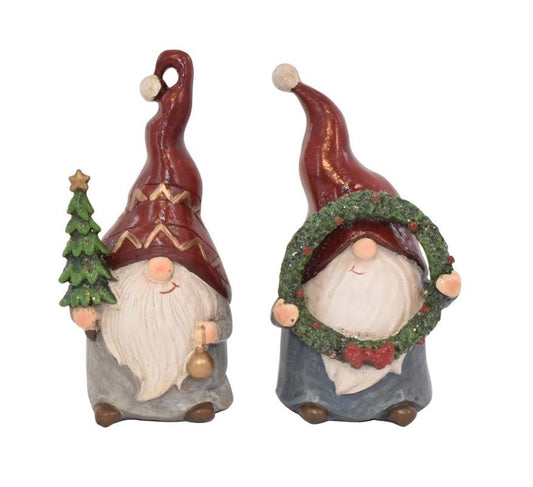 Nissefigurer med juletræ og krans – hyggelig julepynt