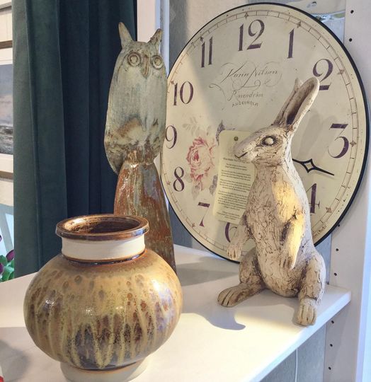 Kähler Okkerbrun vase – Håndlavet stentøj af Lars Kähler