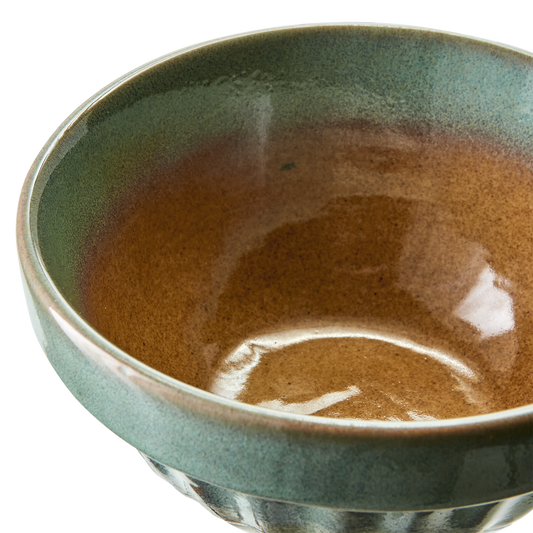 Små stentøjs skåle i grøn.