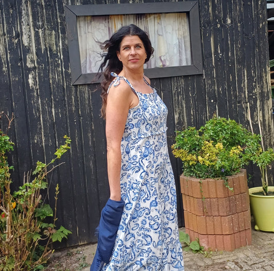 Sommer kjole med stropper.