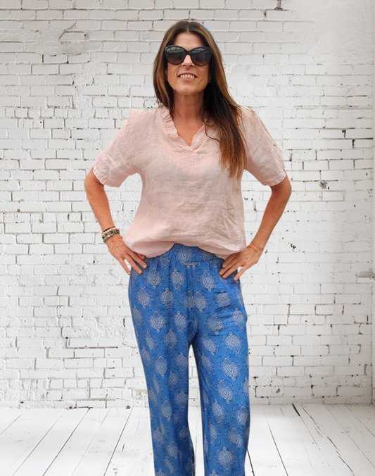 Mønstret blå sommer bukser.