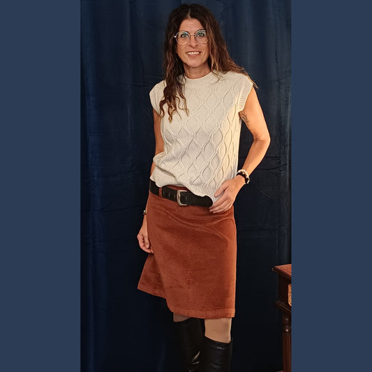 Kort fløjl nederdel i A-form