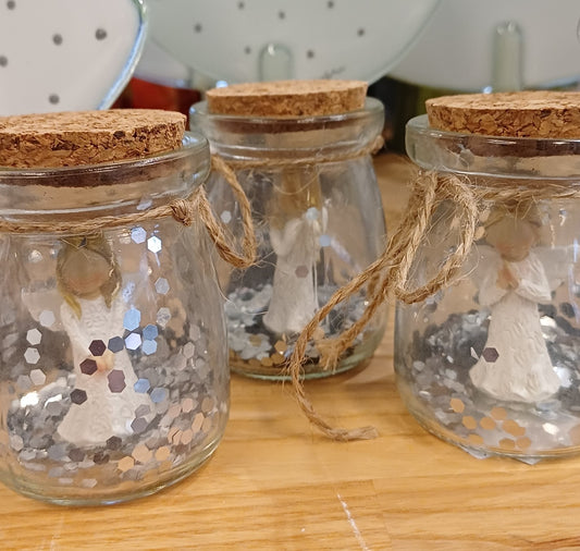 Lille engel i glas med sølvglitter – Engle samler