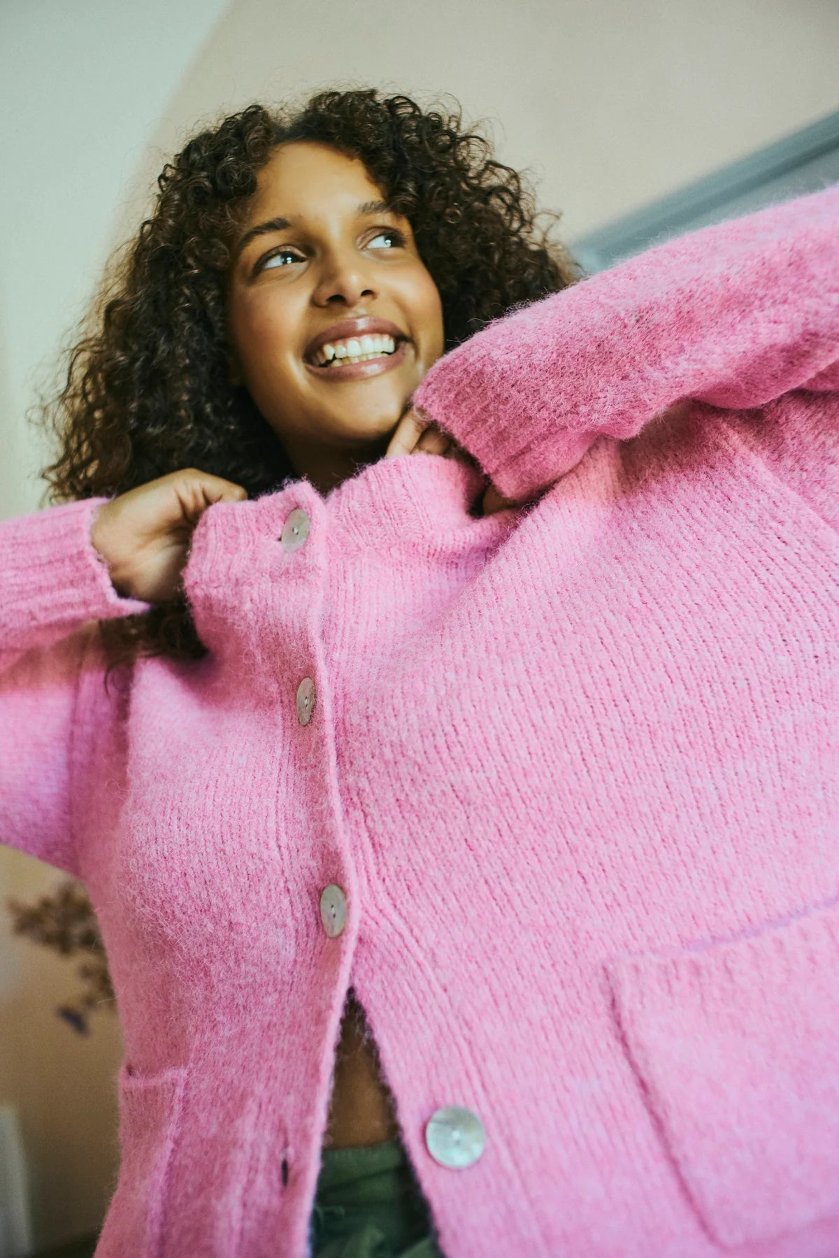 Cardigan strik pink.