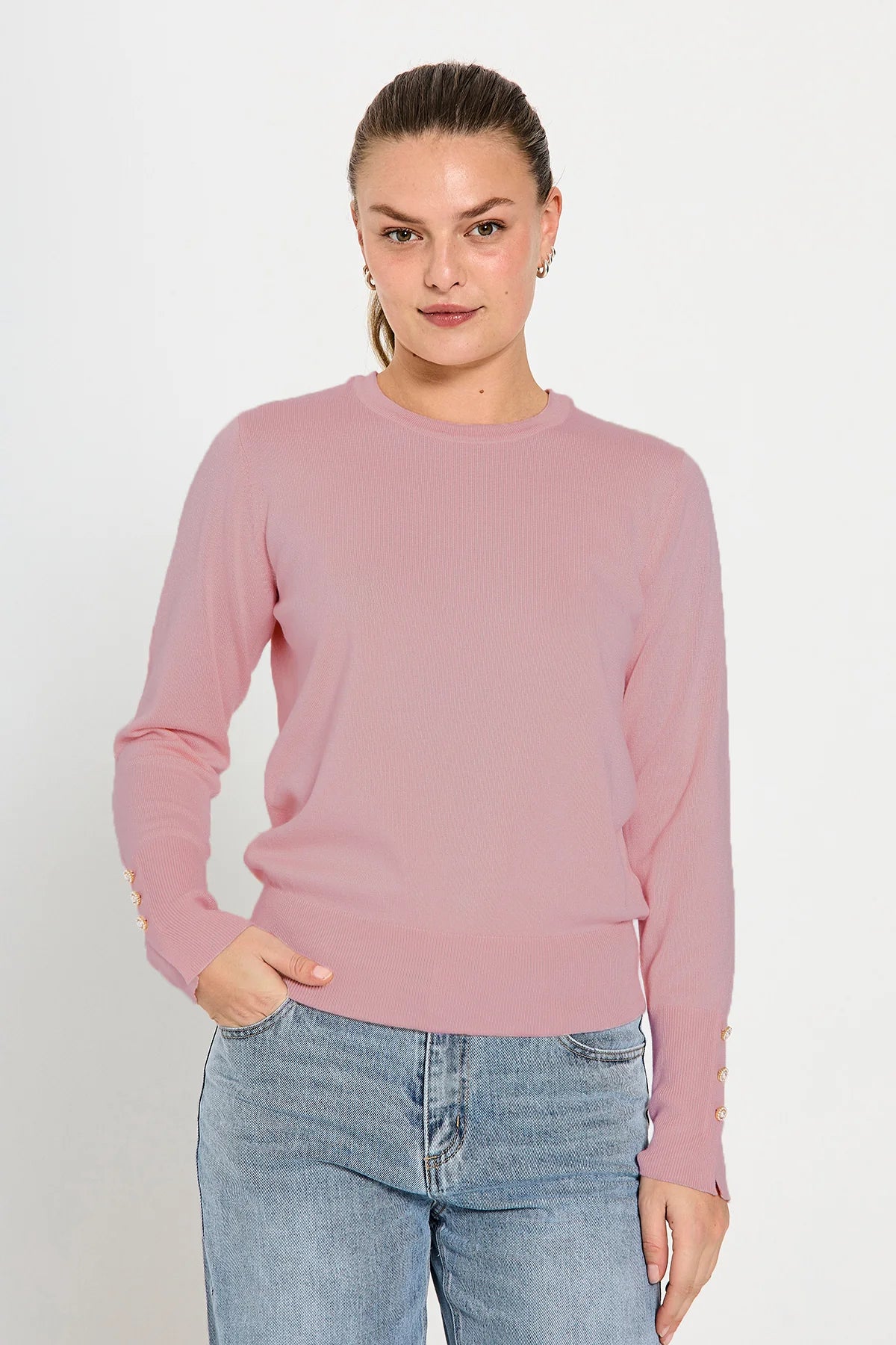 Pullover i støvet rosa.