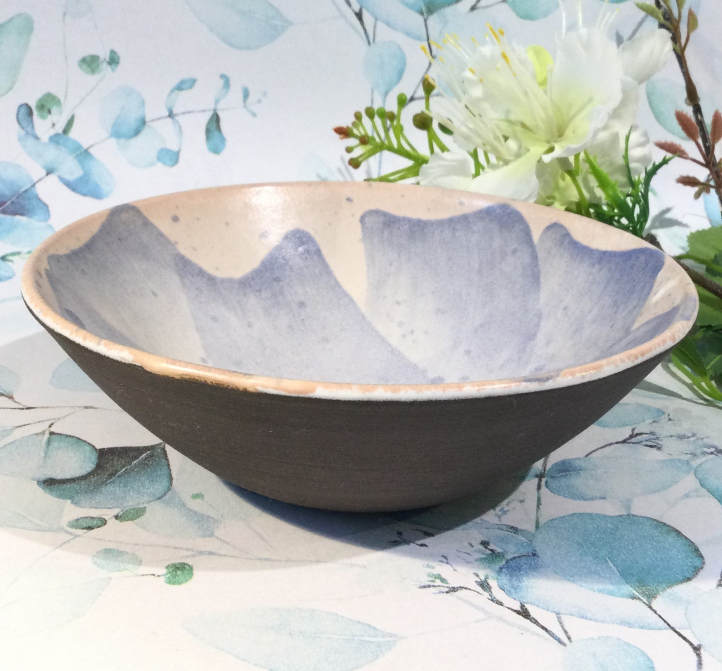Unika blå skål i keramik.