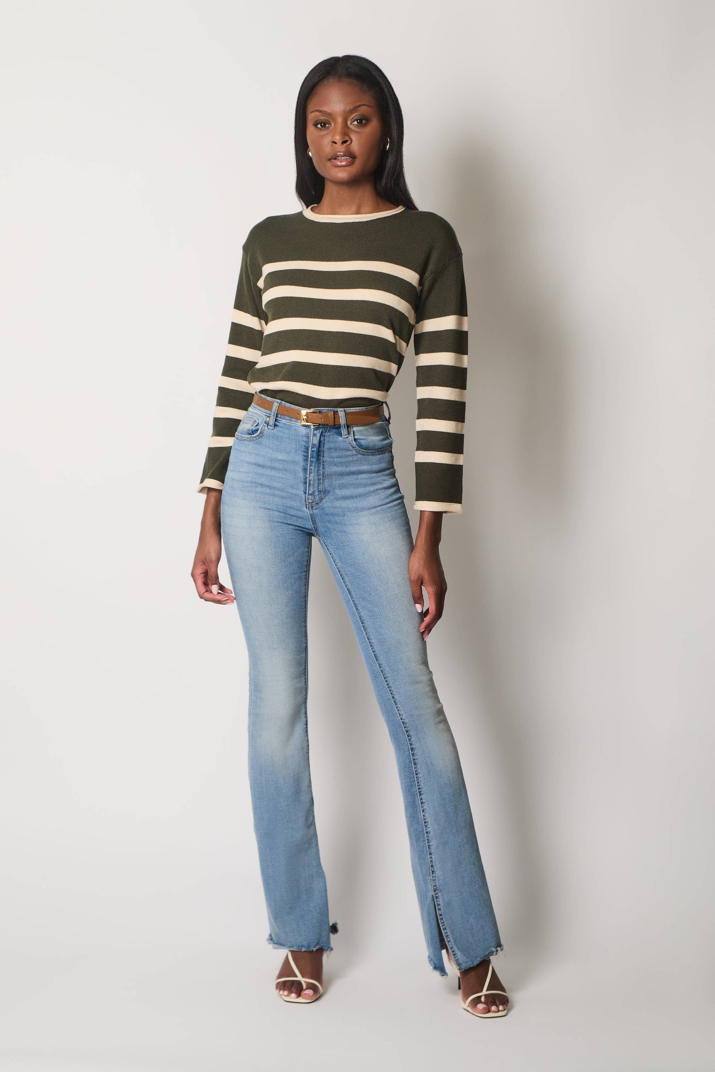 Rundhalset stribet sweater