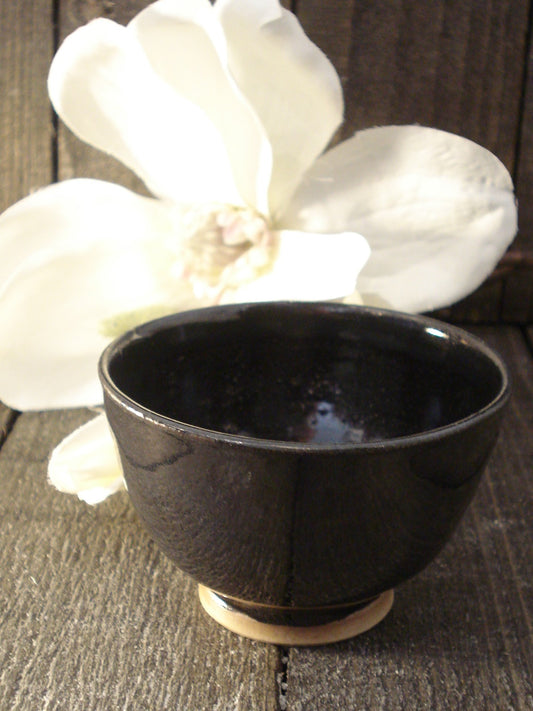 Lille sort keramik skål
