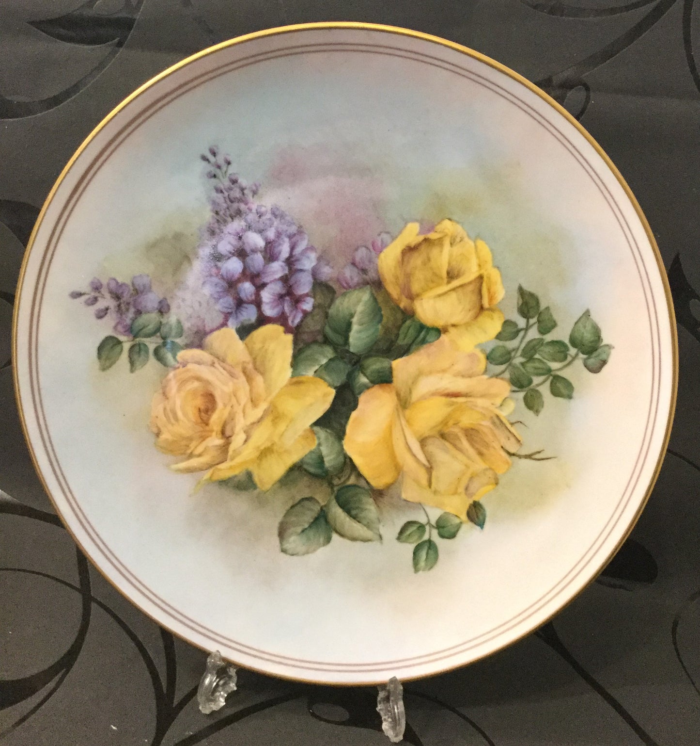Håndmalet porcelænsfad, gule roser