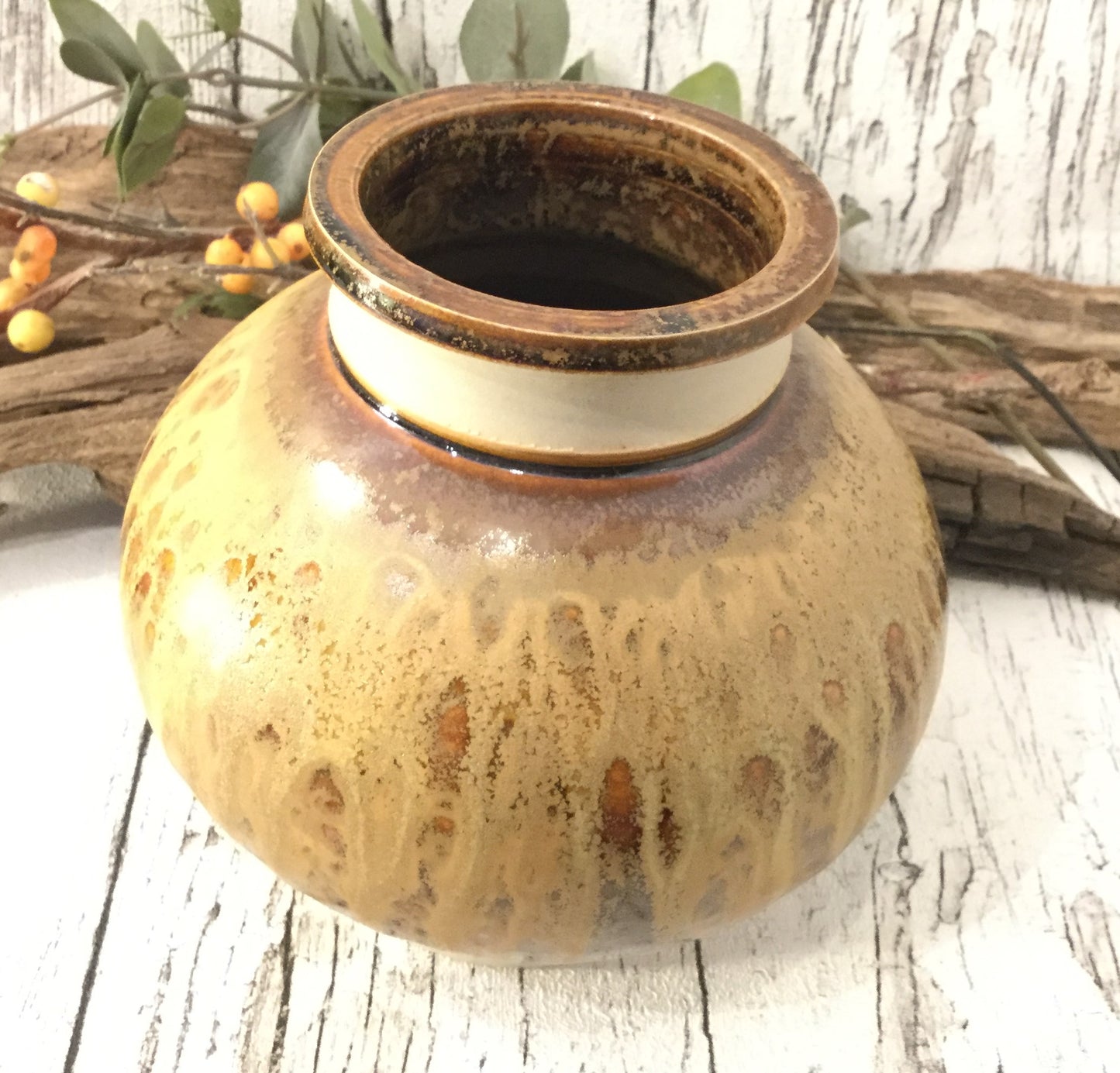 Okkerbrun Kähler rund vase