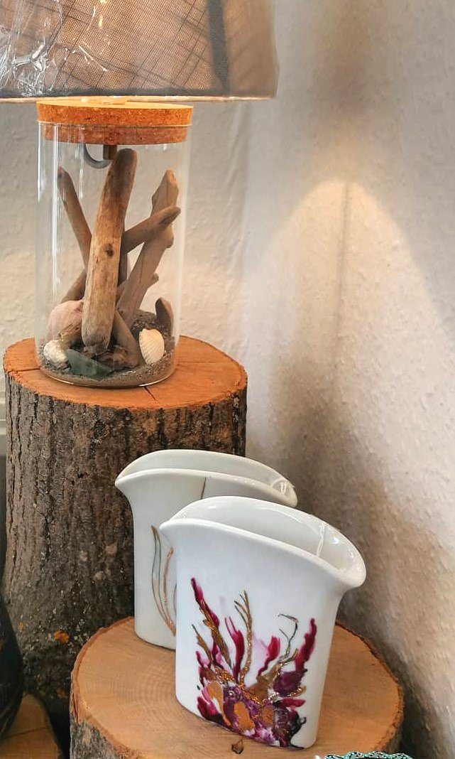 Små håndmalet porcelænsvaser